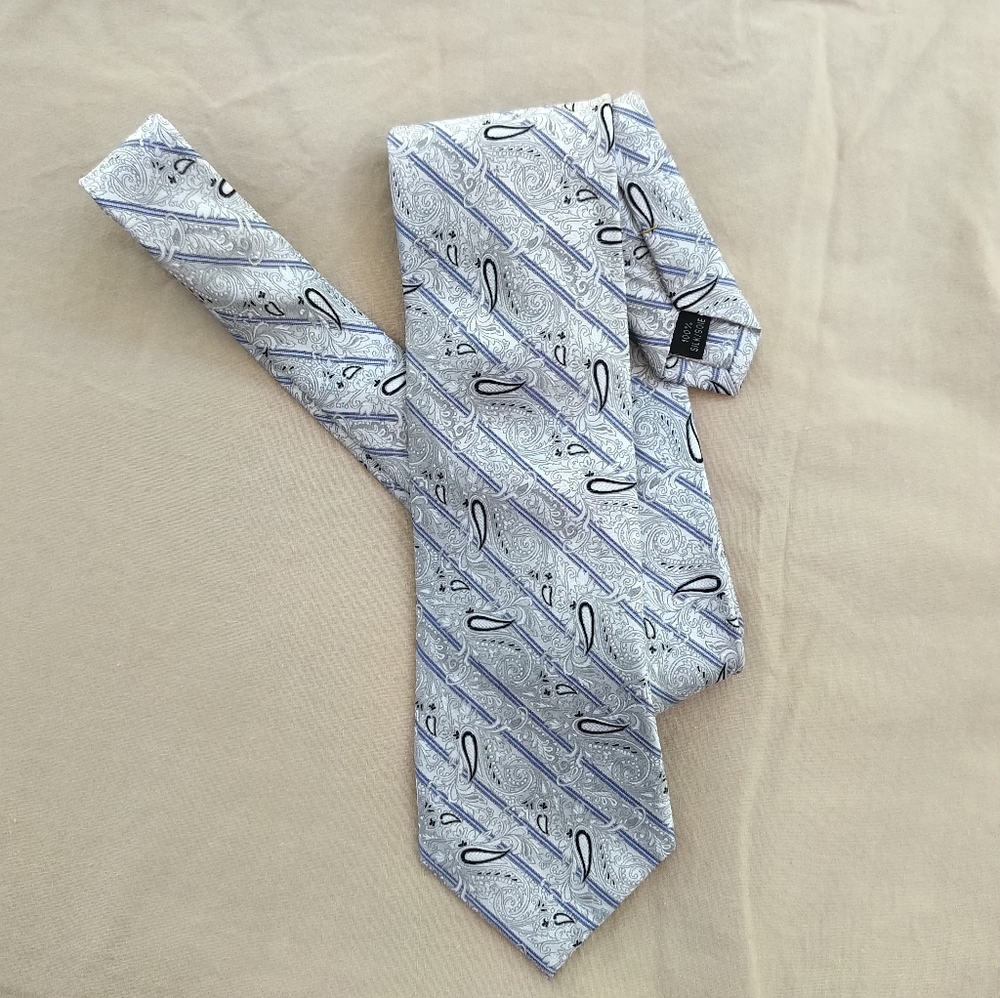 Alfred Sung Paisley Silk Tie